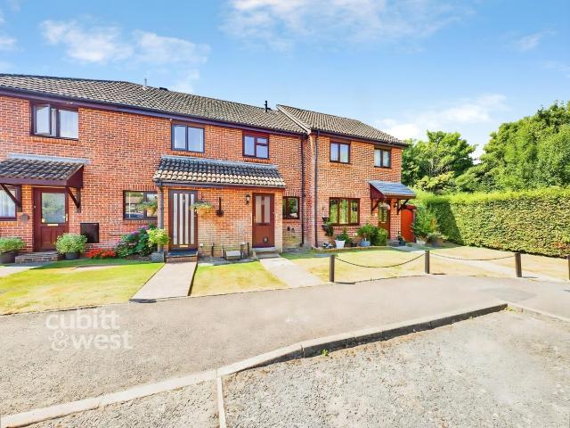 House for rent in Highwood, Horsham