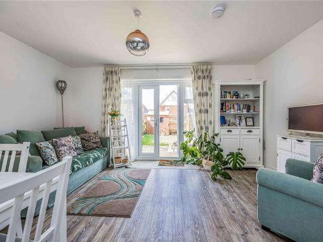 House for rent in Littlecote, West Sussex