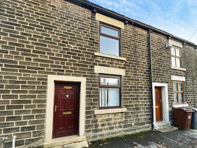 House for rent in Shirebrook Park, Charlesworth