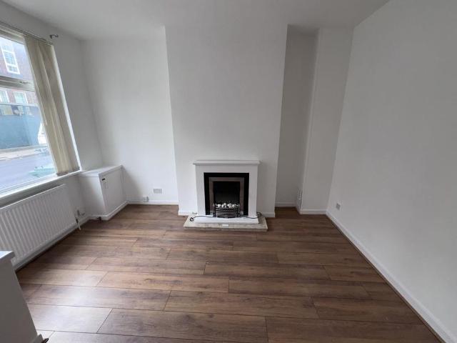 House for rent in Claughton, Birkenhead