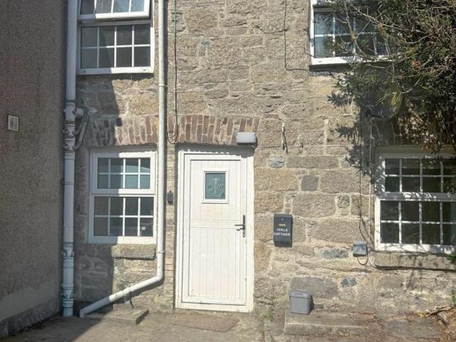 House for rent in Carthew, Scredda