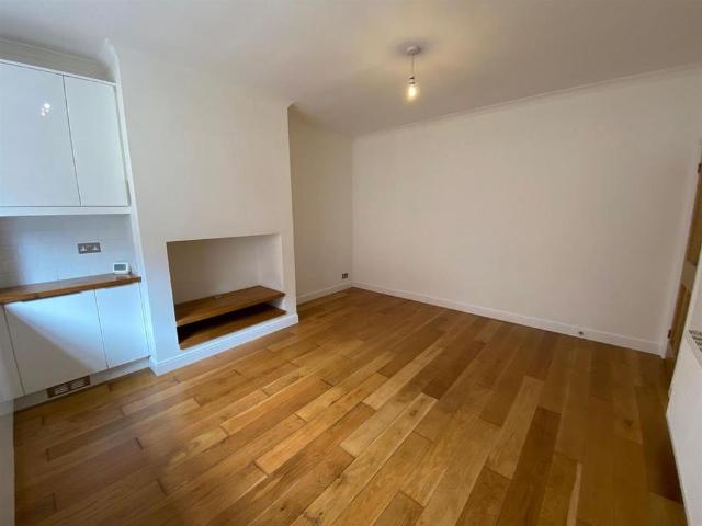House for rent in Lower Hopton, Mirfield