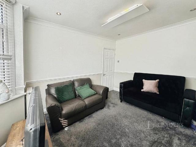 House for rent in Spring Park, Luton