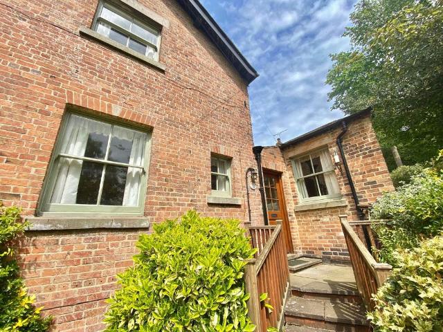 House for rent in Maer, Butterton