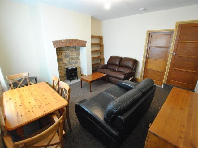 House for rent in Epsom, Surrey
