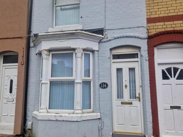 House for rent in Calderstones