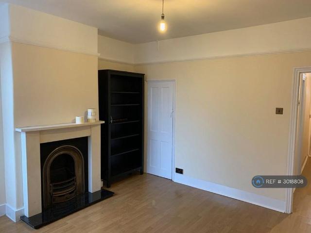 House for rent in Watford Heath, North Watford