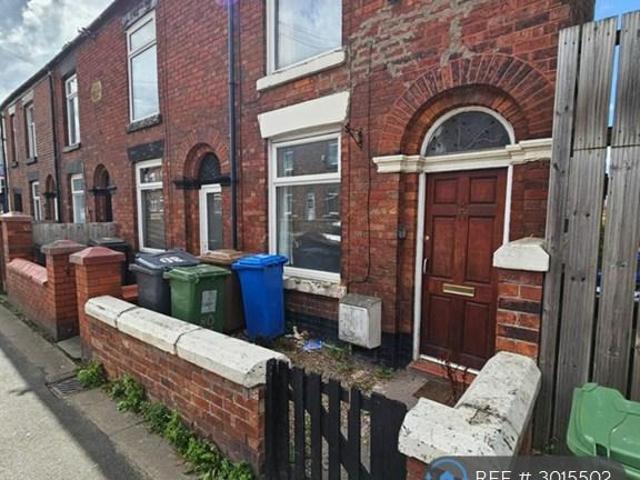 House for rent in Haughton Green, Greenheys