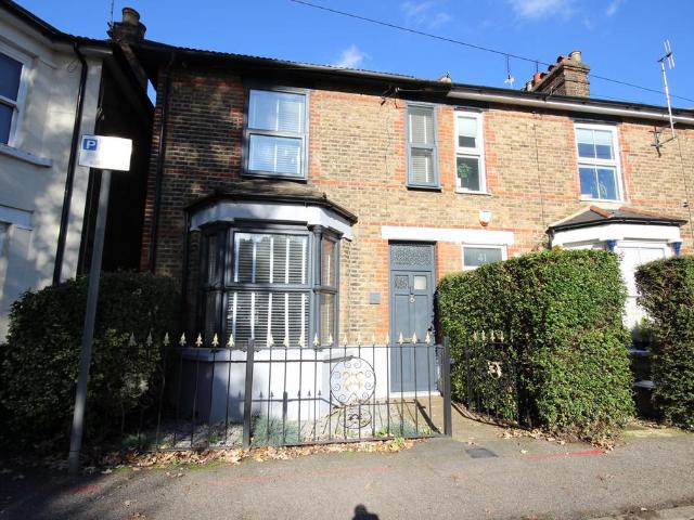 House for rent in Navestock Side, Essex