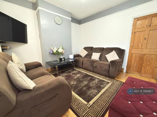 House for rent in Farley Hill, Spring Park