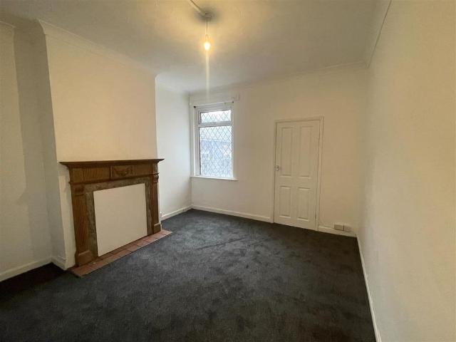 House for rent in Joiner's Square, Hanley