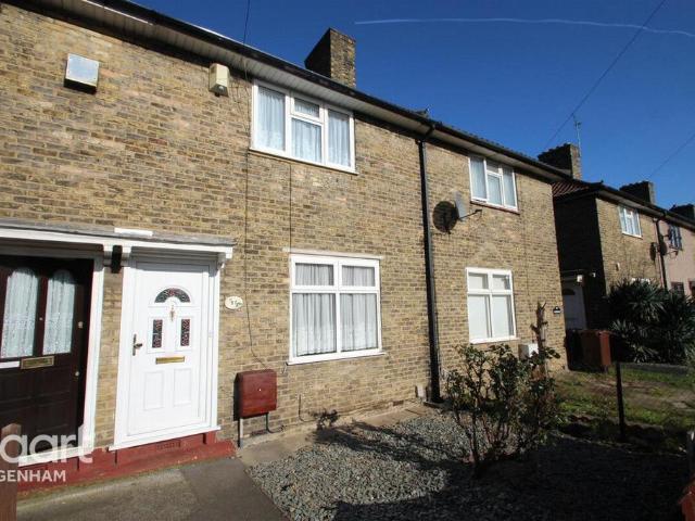 House for rent in Dagenham, Greater London