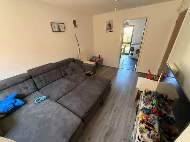 House for rent in Kingswood