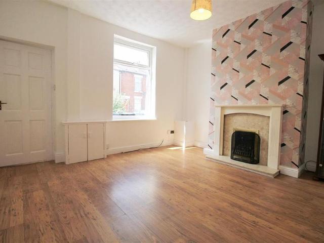House for rent in Denton, Tameside