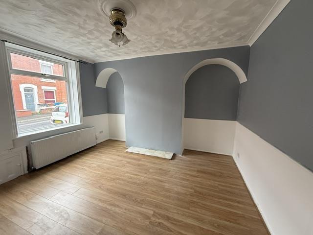 House for rent in Oldham Edge, Pendock