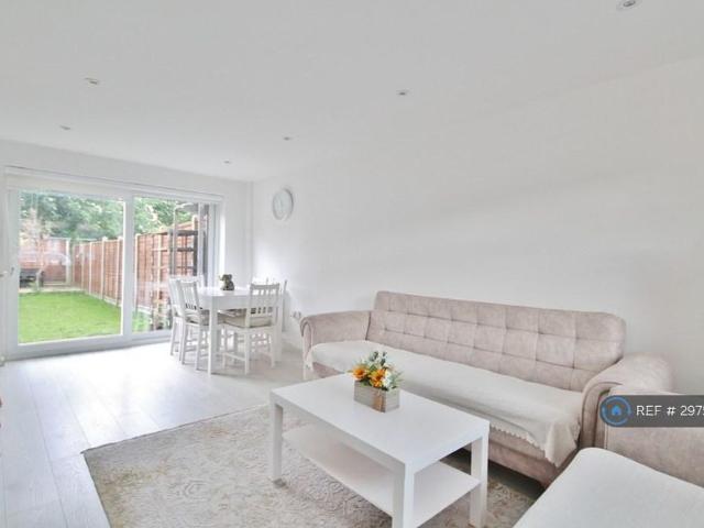 House for rent in Churchgate, Broxbourne