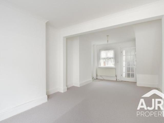House for rent in Swanscombe, Dartford