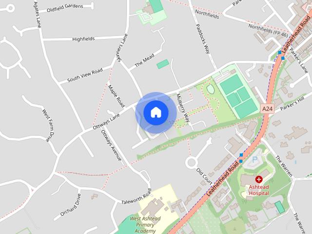 Townhouse for rent in Pachesham Park, Surrey