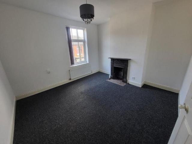 House for rent in Brierley Hill, West Midlands