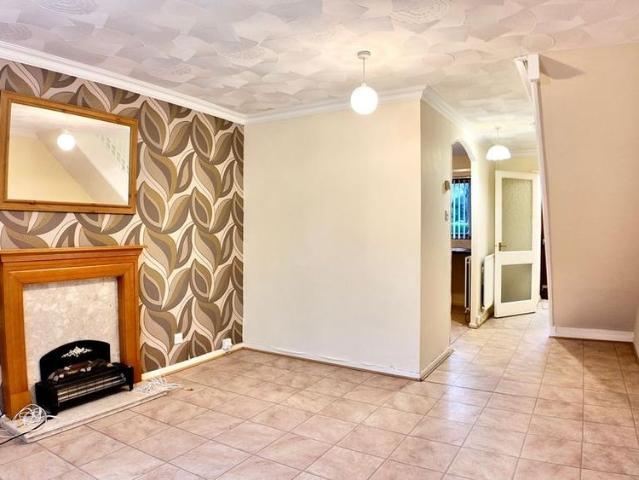 House for rent in Gilfach, Pen-pedair-heol