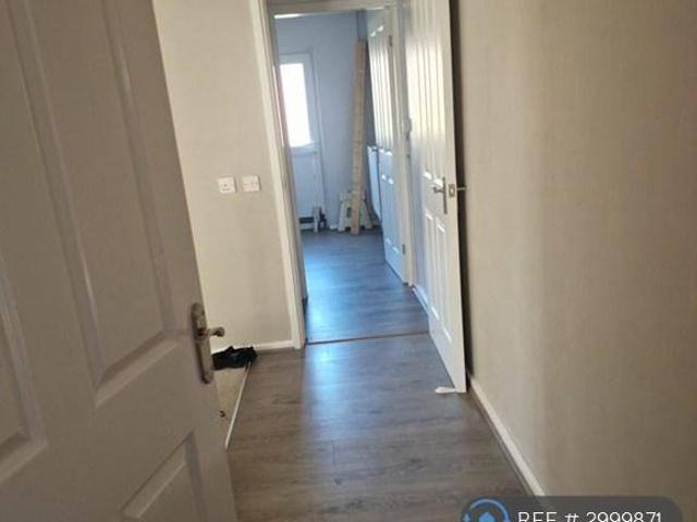 House for rent in Hooley Brow, Burnedge