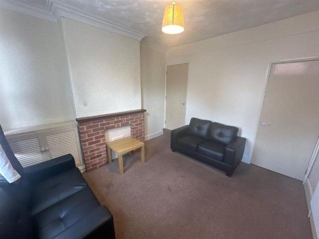 House for rent in Bede Island, Old Wharf
