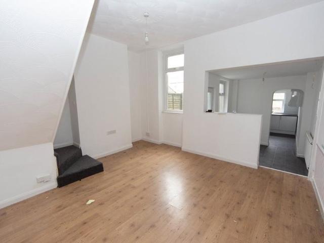 House for rent in Castle Quarter, Falcon Lodge