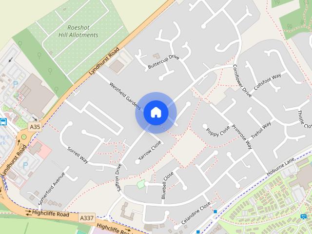 Townhouse for rent in Highcliffe