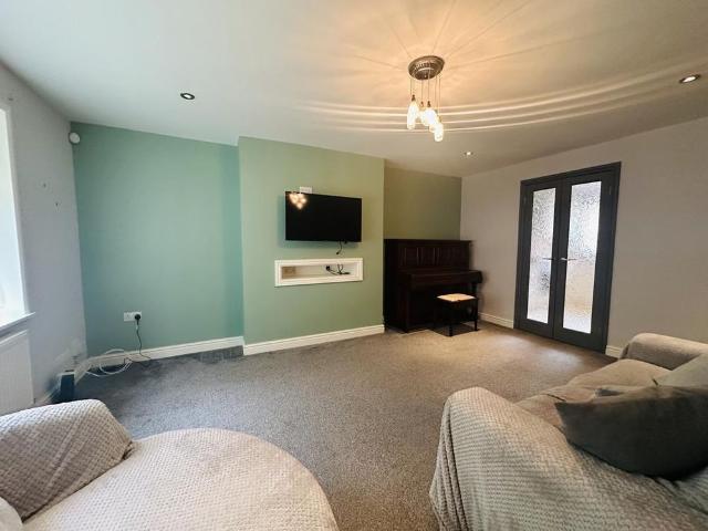 House for rent in Tunstall, Stoke-on-Trent