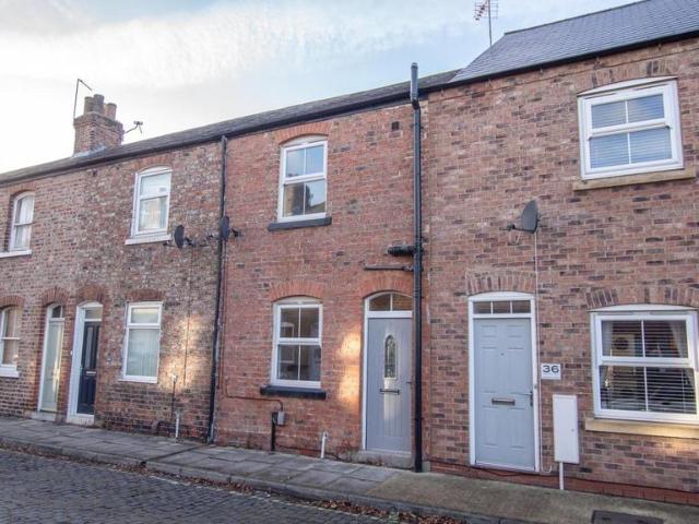 House for rent in Leeman Road, High Field