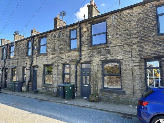 House for rent in Queensbury, West Yorkshire