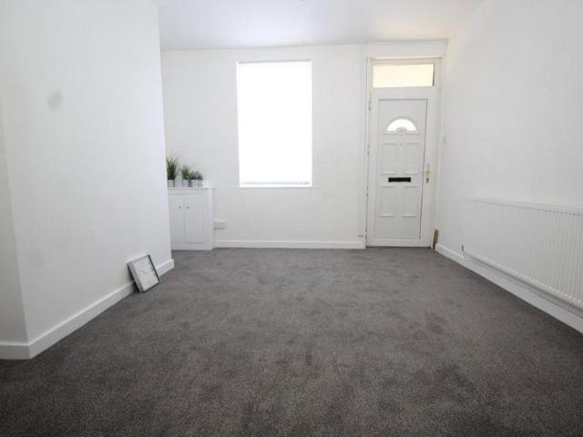 House for rent in Thatto Heath, St Helens