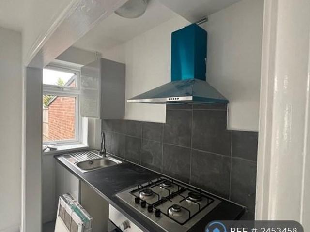 House for rent in Spring Park, Luton
