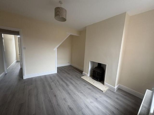 House for rent in Castle, Leftwich