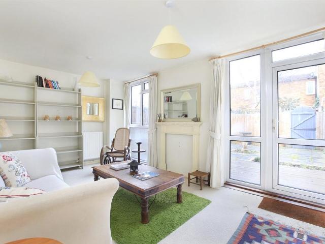 House for rent in Clapham Junction, Greater London