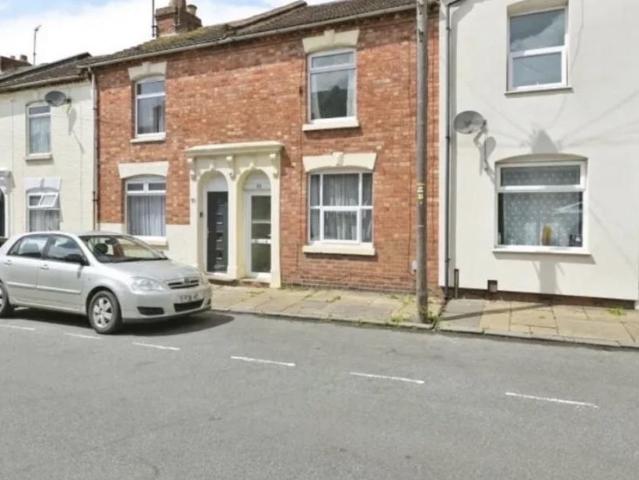 House for rent in Semilong, Northampton