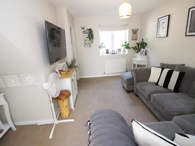 House for rent in Worcester Park, Greater London
