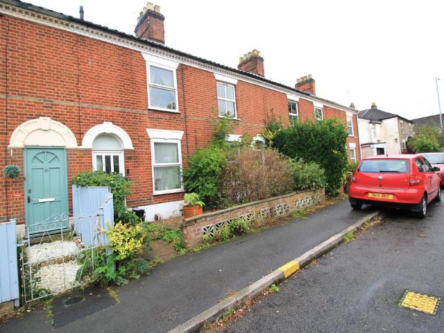 House for rent in Heigham Grove, East Bank