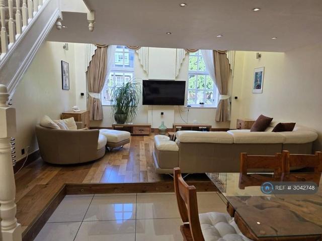 House for rent in Enfield Island Village, Greater London