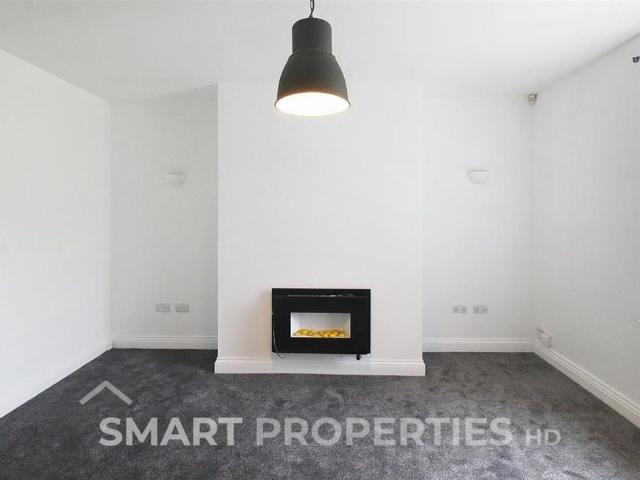 House for rent in Huddersfield, West Yorkshire
