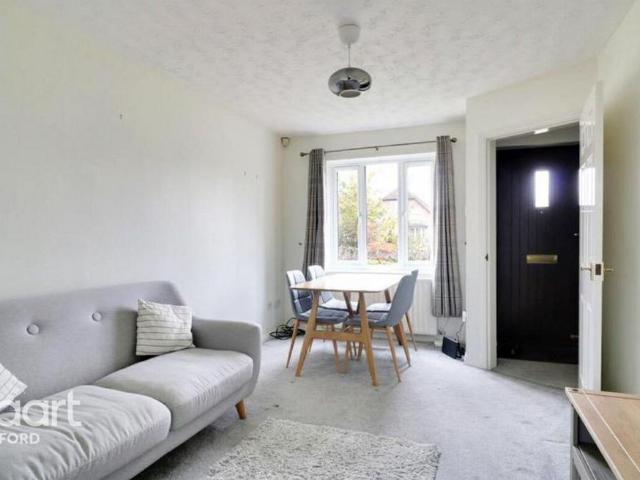House for rent in Bedford