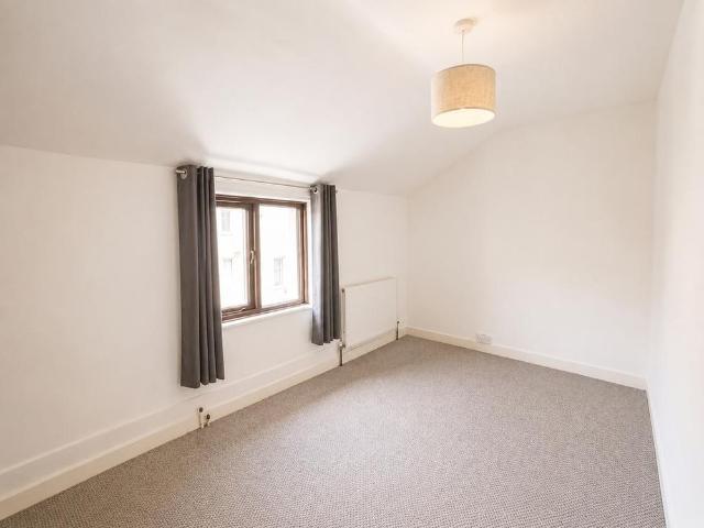 House for rent in Golden Valley, Gloucestershire