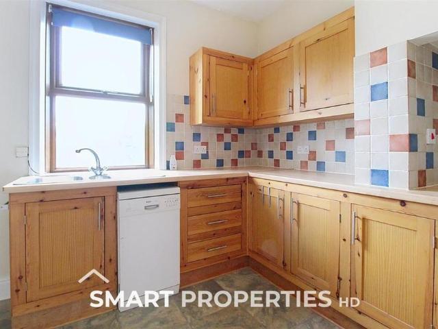 House for rent in Cowcliffe, Huddersfield