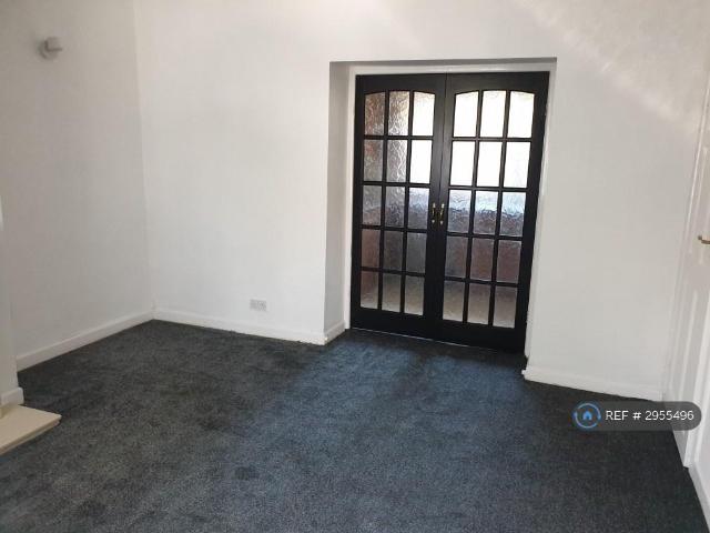 House for rent in Paddock, Milnsbridge