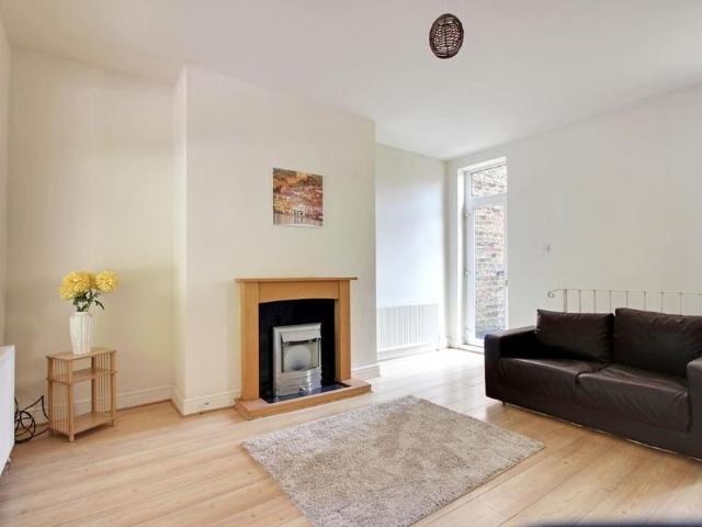 House for rent in Luddendenfoot, West Yorkshire