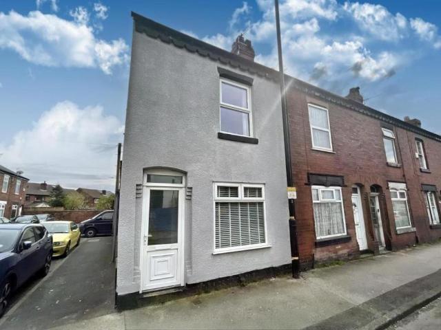 House for rent in Sale Moor, Trafford Park