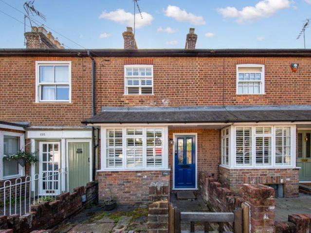 House for rent in Hatching Green, Five Acres