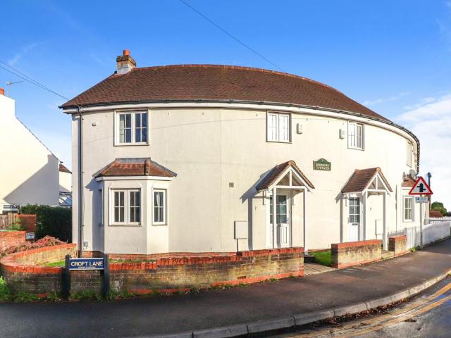 House for rent in Pouchen End, Hertfordshire