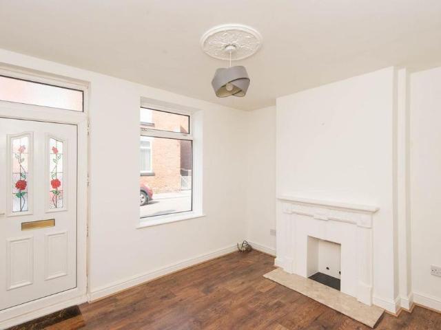 House for rent in Loundsley Green, East Midlands