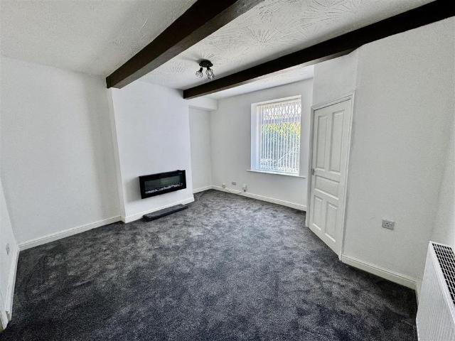 House for rent in Bracken Bank, Bradford